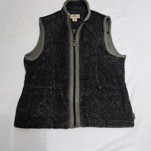 Woolrich Black and Gray Vest